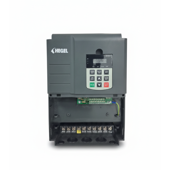 Hegel 15KW 20HP Trifaze MPPT Dalgıç Pompa Sürücüsü 380V Solar Pompa İnverteri Hegel 15KW 20HP Trifaze MPPT Dalgıç Pompa Sürücüsü 380V Solar Pompa İnverteri